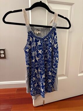 Rewind Blue Floral Scoop-Neck Tank with Cream Straps